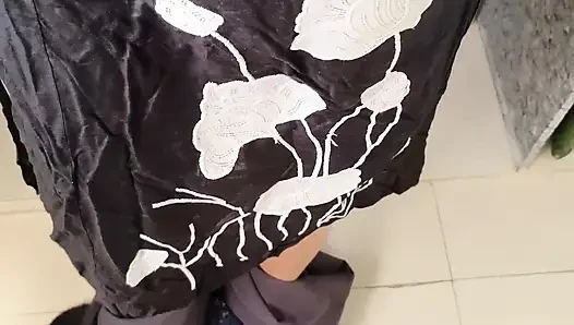 Pati ne apne patni ko romantic mood se chut ki chudai kiya aur chut ka maza liya . Indian desi village hindi viral sex videos