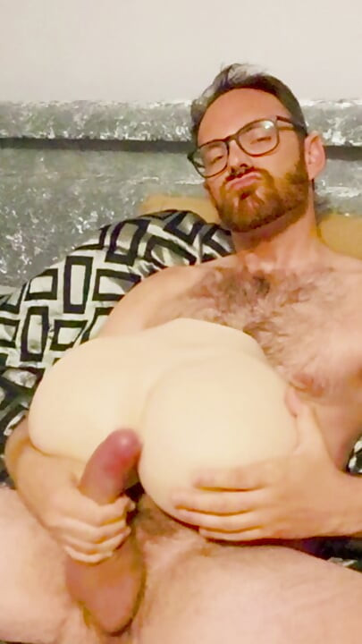 Seksi lutku u dupe od Tantalija jebe moj veliki kurac