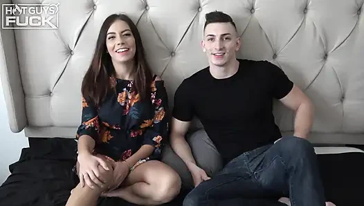 Str8 for pay model amcığı deniyor. Hoşuma gidiyor...