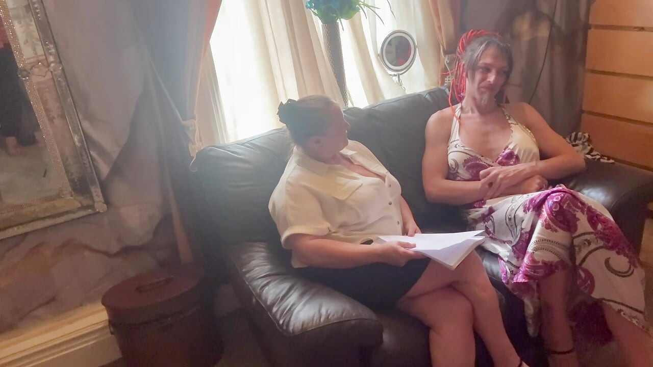 Domina Satana Interviews the fabulous Jasmine_Dlight
