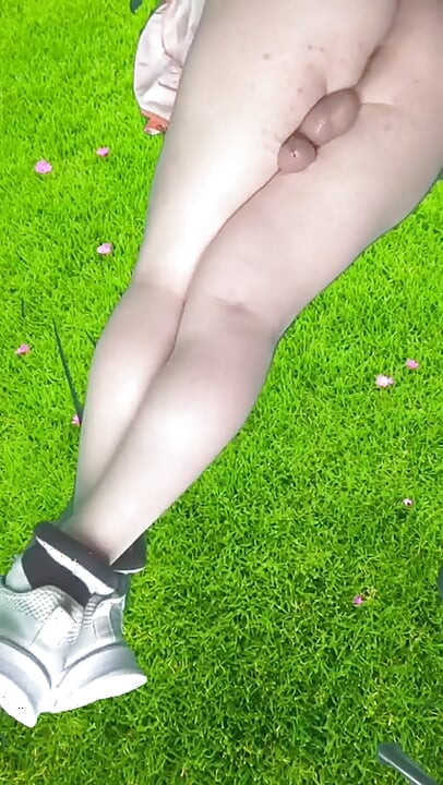 엉덩이 금발 펨보이 달콤한 보짓물 가득한 엉덩이 매끄러운 허벅지 롤리팝 Sissy