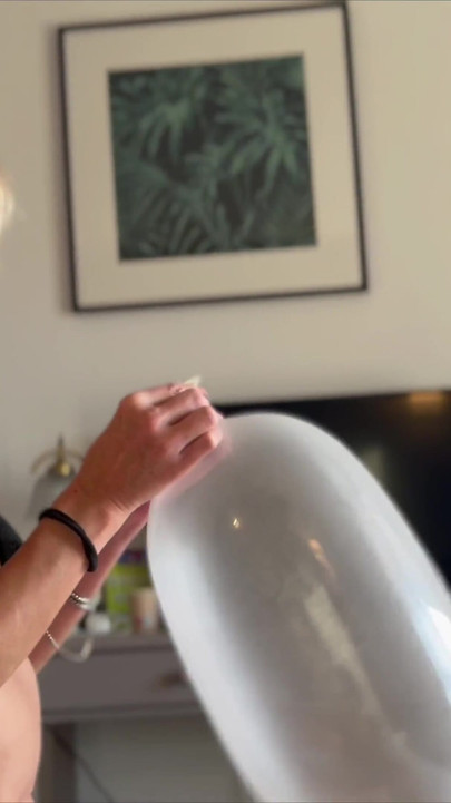 Momento JAWOI: "MAKING OFF: LA MOGLIE CALDA GONFIA UN PRESERVATIVO CERCANDO DI SFRUTTARLO - WILDSPAINCOUPLE"