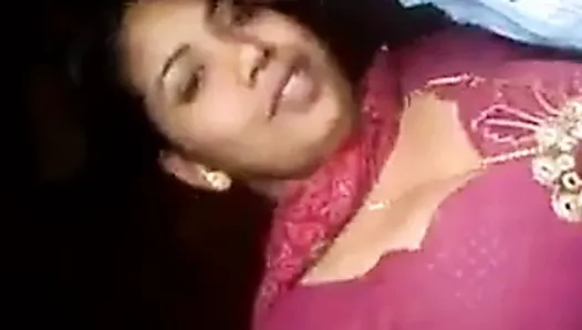 Mallu Aunty boobs