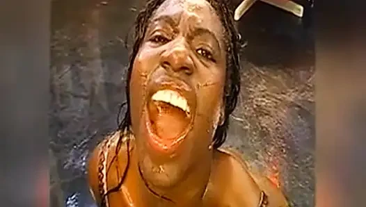 Hard Piss in Mouth & Swallowed - Filthy German Slut Drinks Hot Piss Straight From the Source