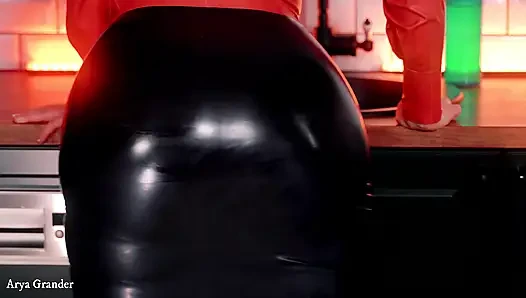 Latex Tease - sexy milf seduce