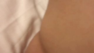 Tetas pequeñas coño peludo apretado clítoris asiático chino muestra