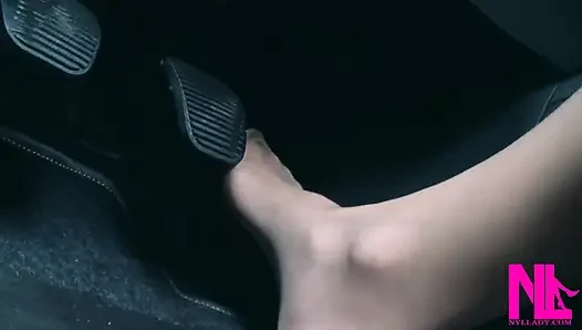 Memompa dan mengemudi pedal