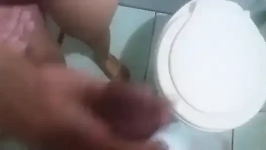Trying to Get a Virgin Ass From a Big-assed Girl