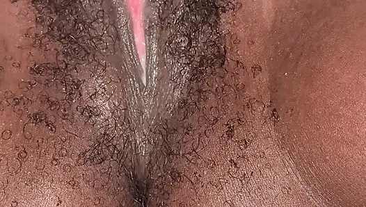 Cute Pussy American Girl Spreads, Kitty Plays & Masturbates Juicy Black Hairy Vagina