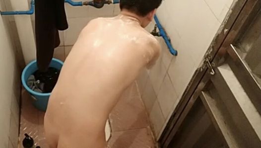 1080p candid video of classmate taking shower 7