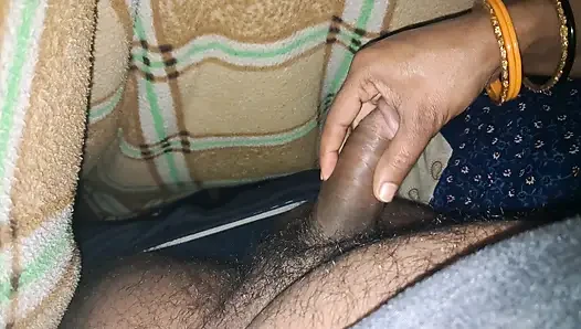Indische ehefrau masturbation meinen schwanz bis zum abspritzen