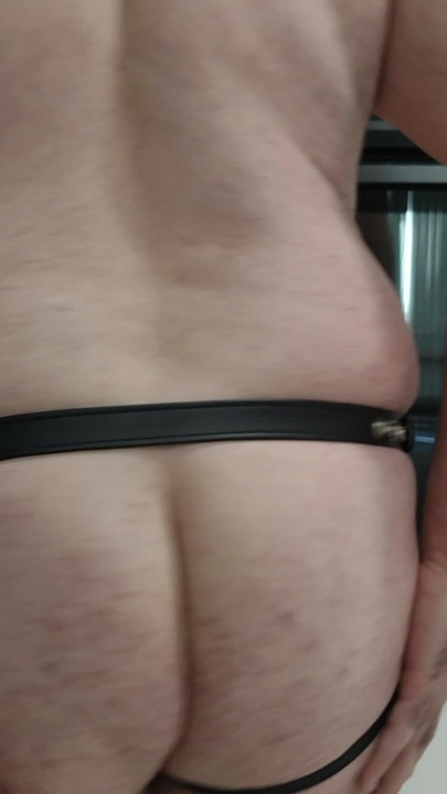 Χύτευση με δερμάτινο Jockstrap