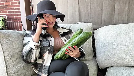 Desperate Housewife Triple Penetrates with 3 12in Cucumbers