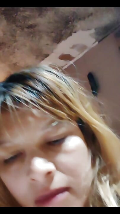 lusi, hot and unsatisfied wife masturbates
