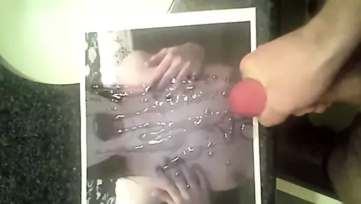 slutty-mcgee için haraç