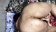 Pakistani hijab girl clear Hindi voice fingering video