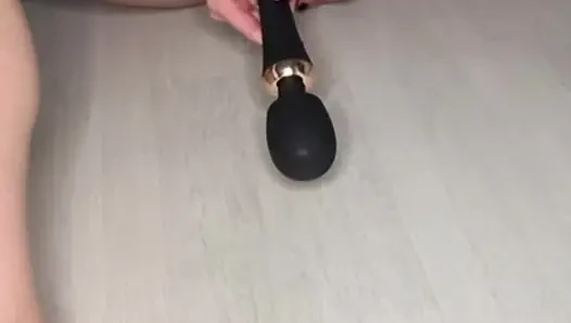Schneller ritt zum orgasmus auf meinem lieblingsdildo