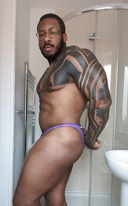 Posing for Coach. Amadeus Mode