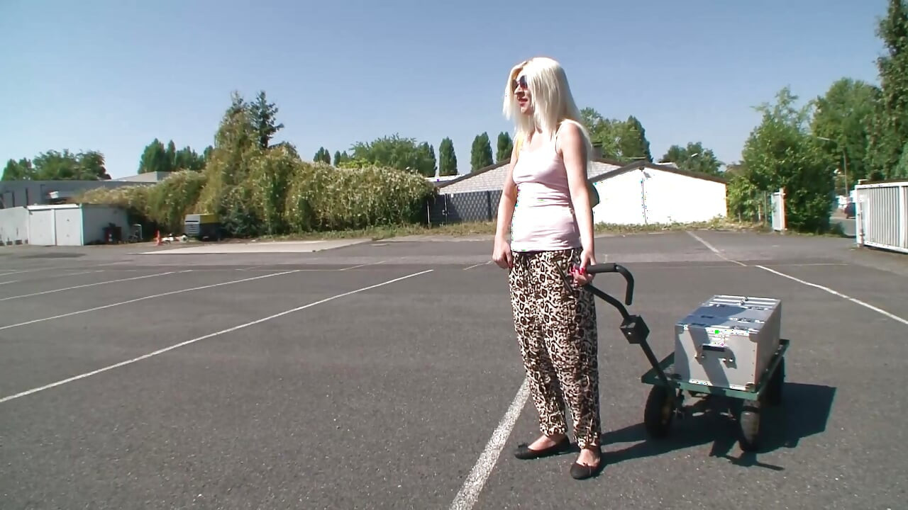 Absolute bdsm - vastgebonden en vies gebruikt