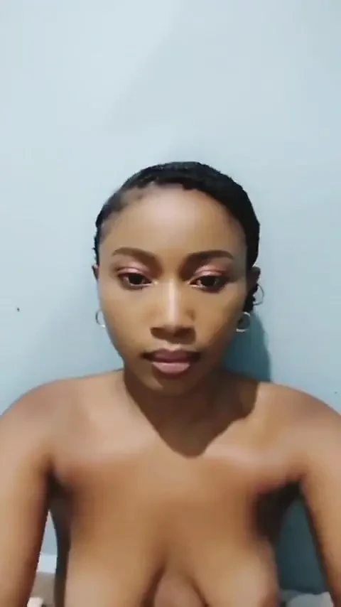 Watery Slay Queen Masturbating Exposed Herself