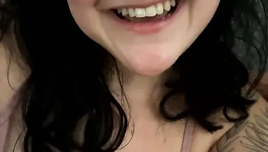 Waktunya cerita! Aku lagi mudik bareng seniman bertato!