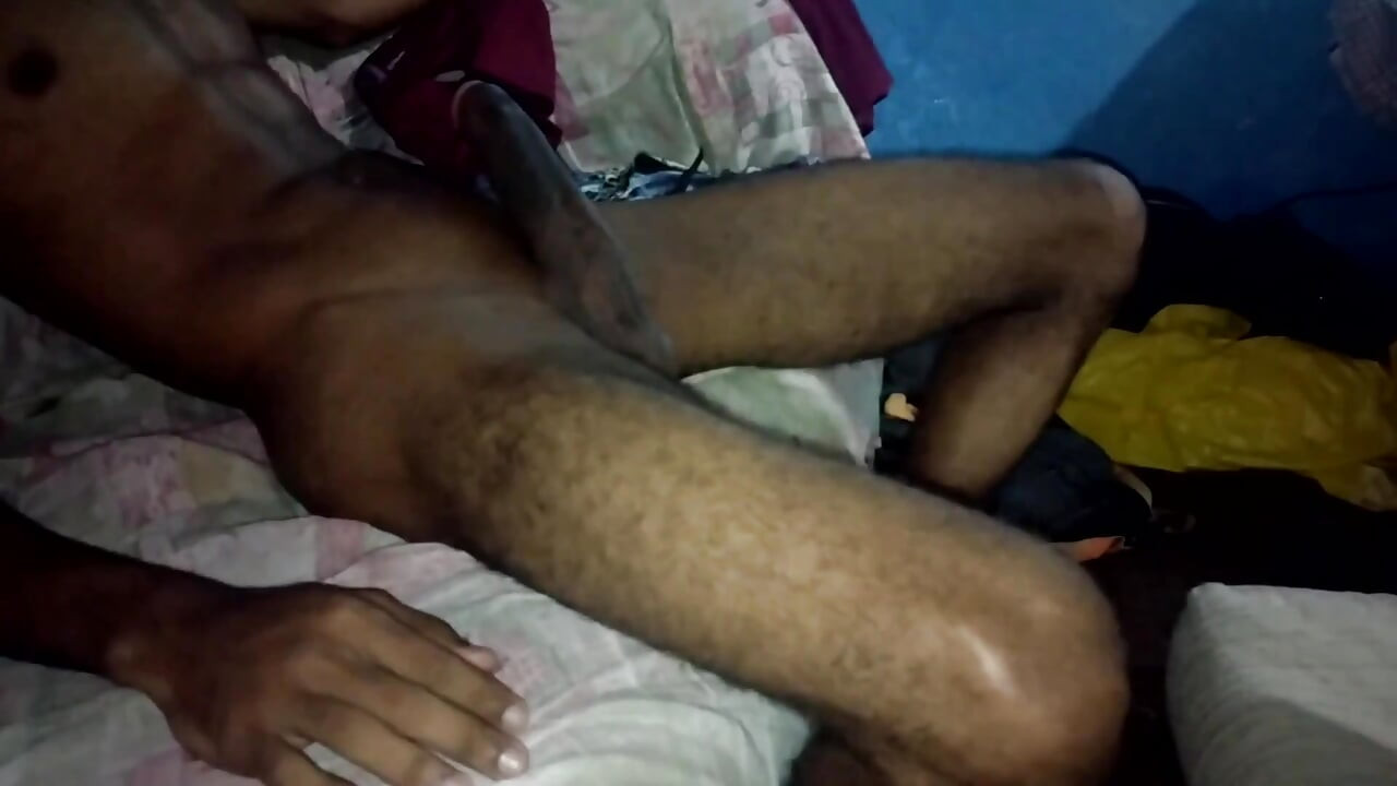 Humilhante manso marido corno com amigo de aplicativo fodendo esposa gostosa bbc