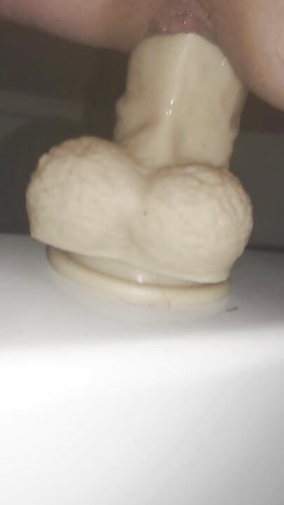 Vibrator mare în curul meu