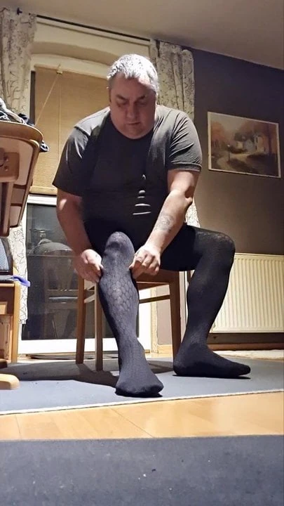 I love to wear patternd tights