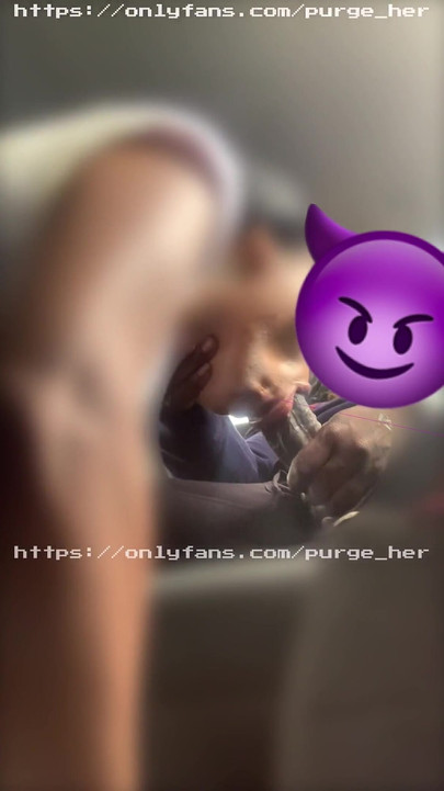 Bibir besar comel membuatkan saya pancut keras di kerongkongnya