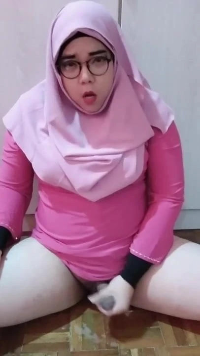 CdRachelle cums for me on request 2