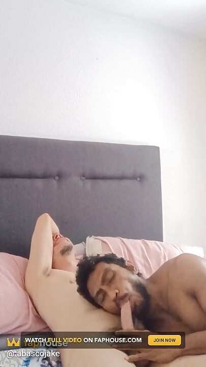 Handjob to Big Dicked Handsome Man Ends with Facial