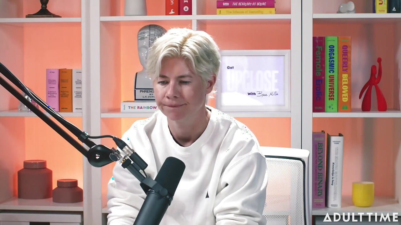 Chanel camryn: nữ hoàng quiver. The Adult Time Podcast
