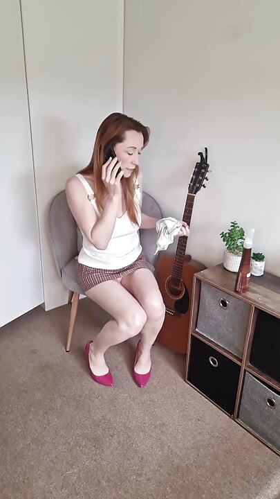 Giantess Uses Neighbours Lost Tiny Husband as a Sex Toy