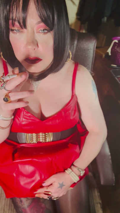 This Smoking Queen, Tina Snua, Loves To Dress In Leather & Smoke - Tip To Tail 2 Cigarettes OMI OME Snap Inhale | Clip 1