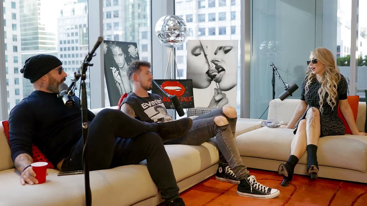 Damn Homie Fucks Lebron James？