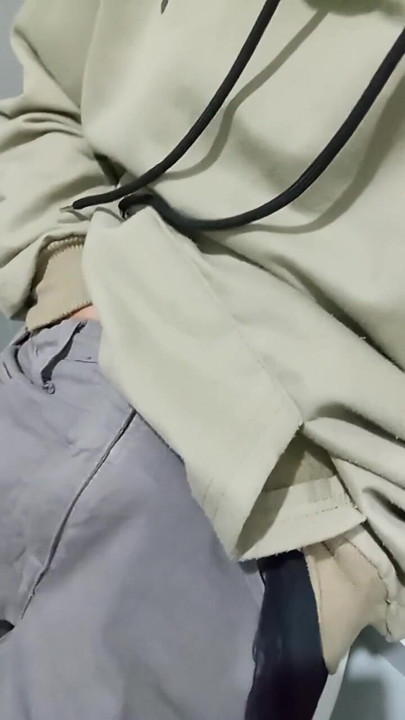 In the public restroom | Clip 1