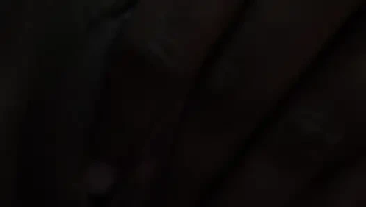 Kız arkadaş büyük yaraklı erkek arkadaşı tarafından sert sikiliyor