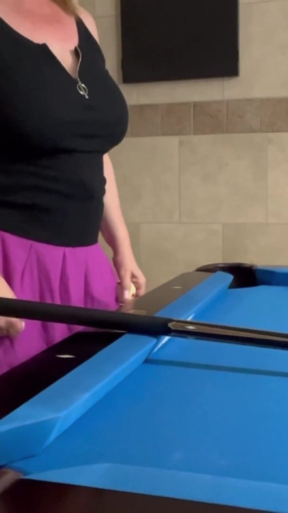 MILF Danni Jones and the Billiards Lesson