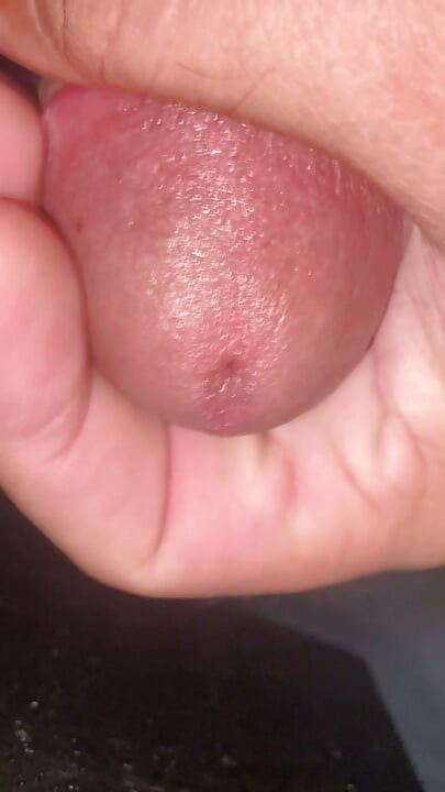 I'm in Tolest and I'm getting harder and harder, it's having a seizure