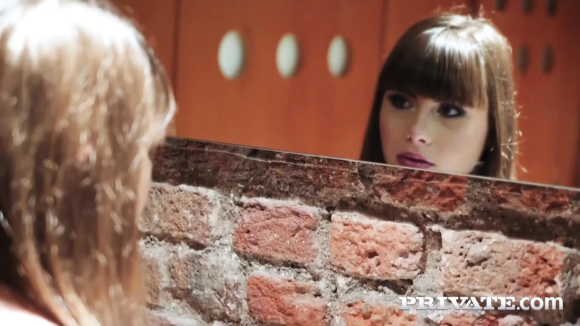 Luna Rival em um trio com seu próprio homem