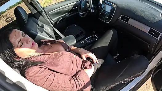 Schlampige blowjobs & dicke möpse necken - cameltoe, stöhnen & nasse finger