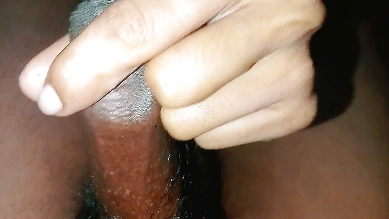 girlfriend masturbated me and made me ejaculate.