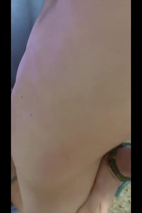 #414 家庭同性恋群交合集 - 英俊的鸡巴男人整夜做爱