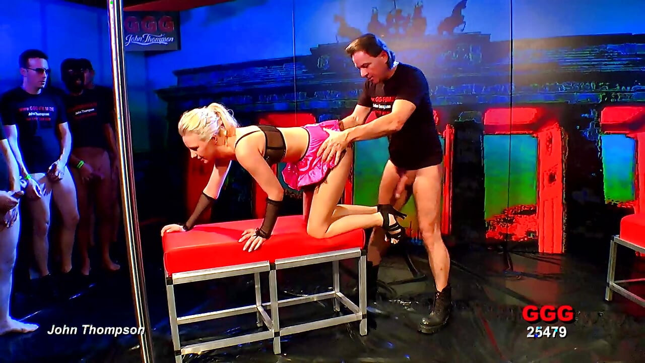 Ggg John Thompson - Blowjob Machine Gets Faced