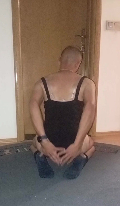 Pancutan mani dalam pakaian renang