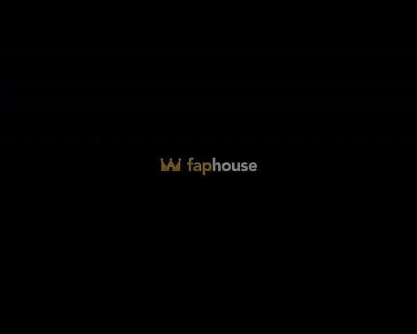 Memek becek ibu-ibu hot rambut merah dientot habis-habisan - close up