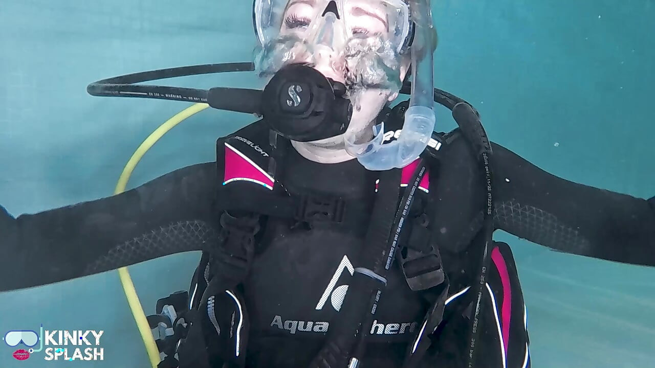 Lặn với ống thở & quyến rũ bình dưỡng khí - cuộc hẹn hò đầu tiên ướt át và hoang dã
