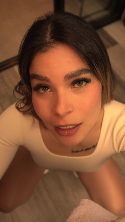 Cheating on My Husband with the Hotel Worker! POV - Carolina Agudelo