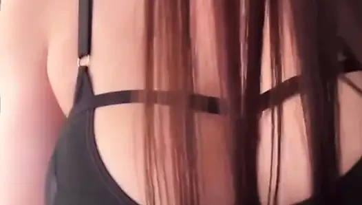 Die schönste und sexy stiefmutter mit dicken titten