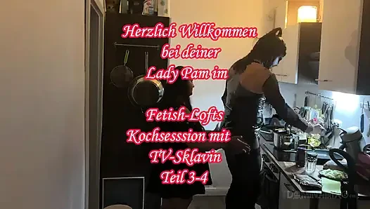 Baskın orta yaşlı seksi kadın mutfakta lateks sub'un götünü genişletiyor